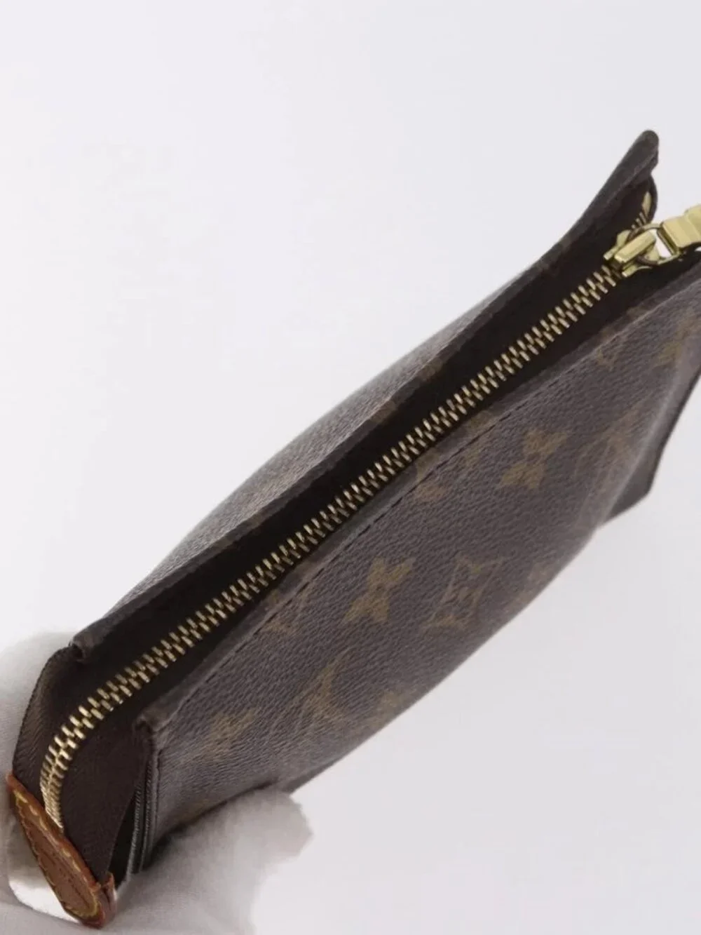 LOUIS VUITTON Monogram Poche Toilette 15 Pouch M47546 LV Auth hk3907